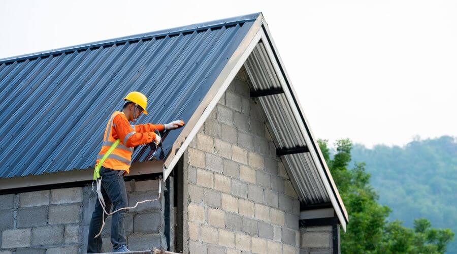 Professional residential roofers in Columbiana, AL